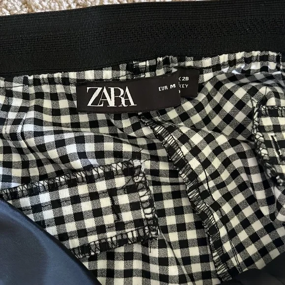 Zara black and white pants. - Picture 3 of 5